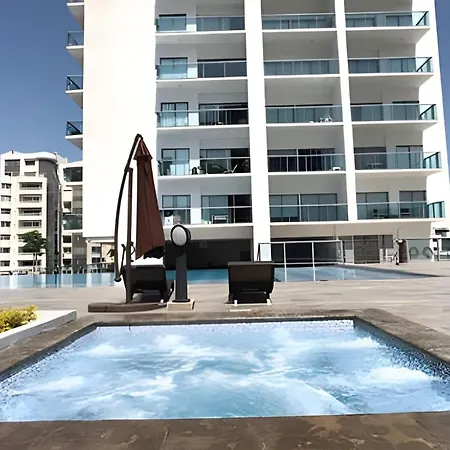 Apartamento Lujoso Apto De 2 En Piso 16-infinitum Cartagena